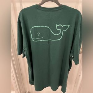 Vineyard Vines mens tshirt. Size XXL.